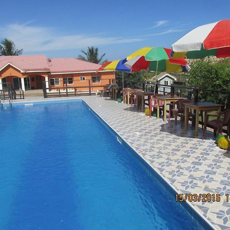 Jamaica Inn Guest House Botianaw Bagian luar foto