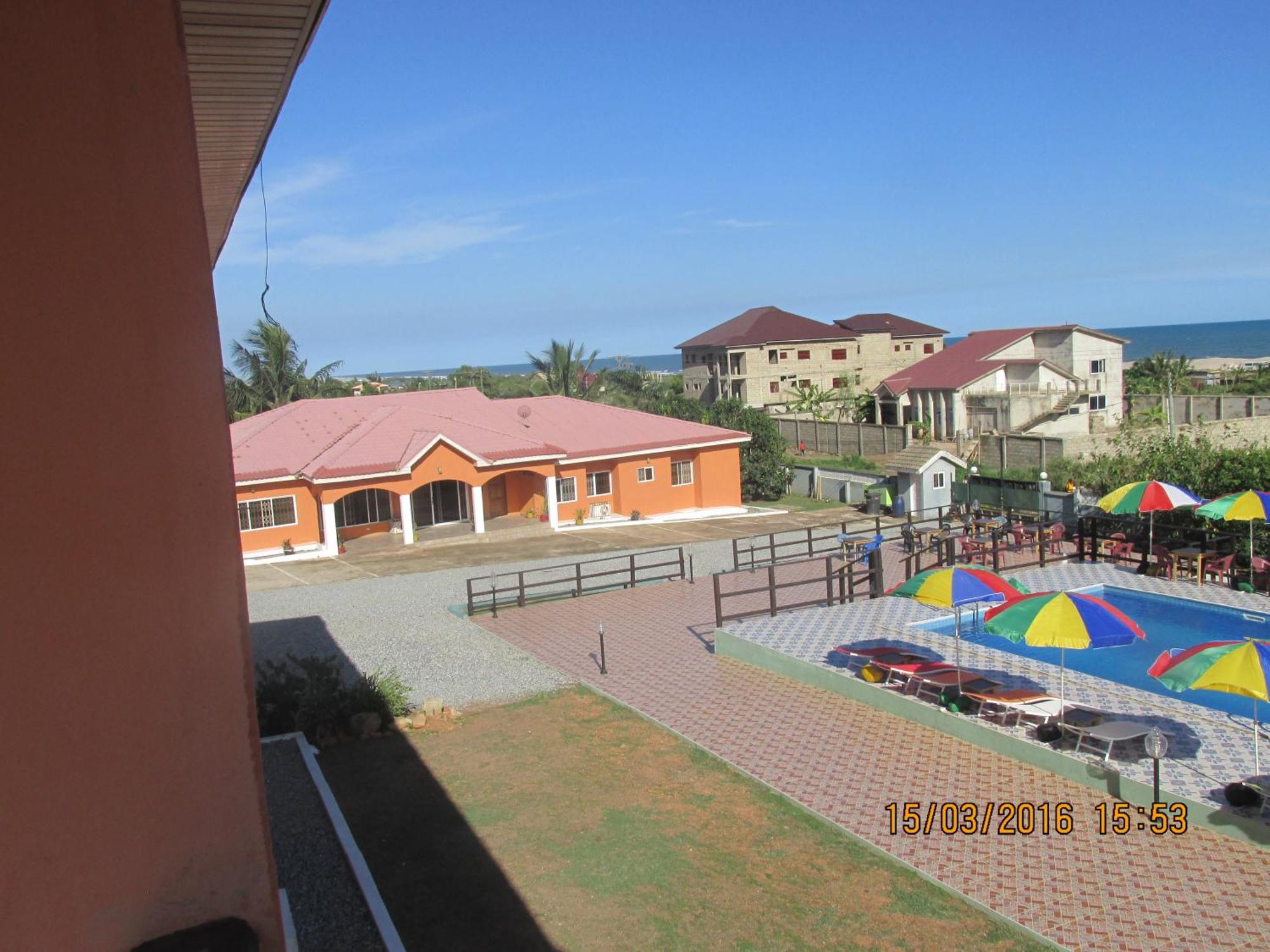 Jamaica Inn Guest House Botianaw Bagian luar foto