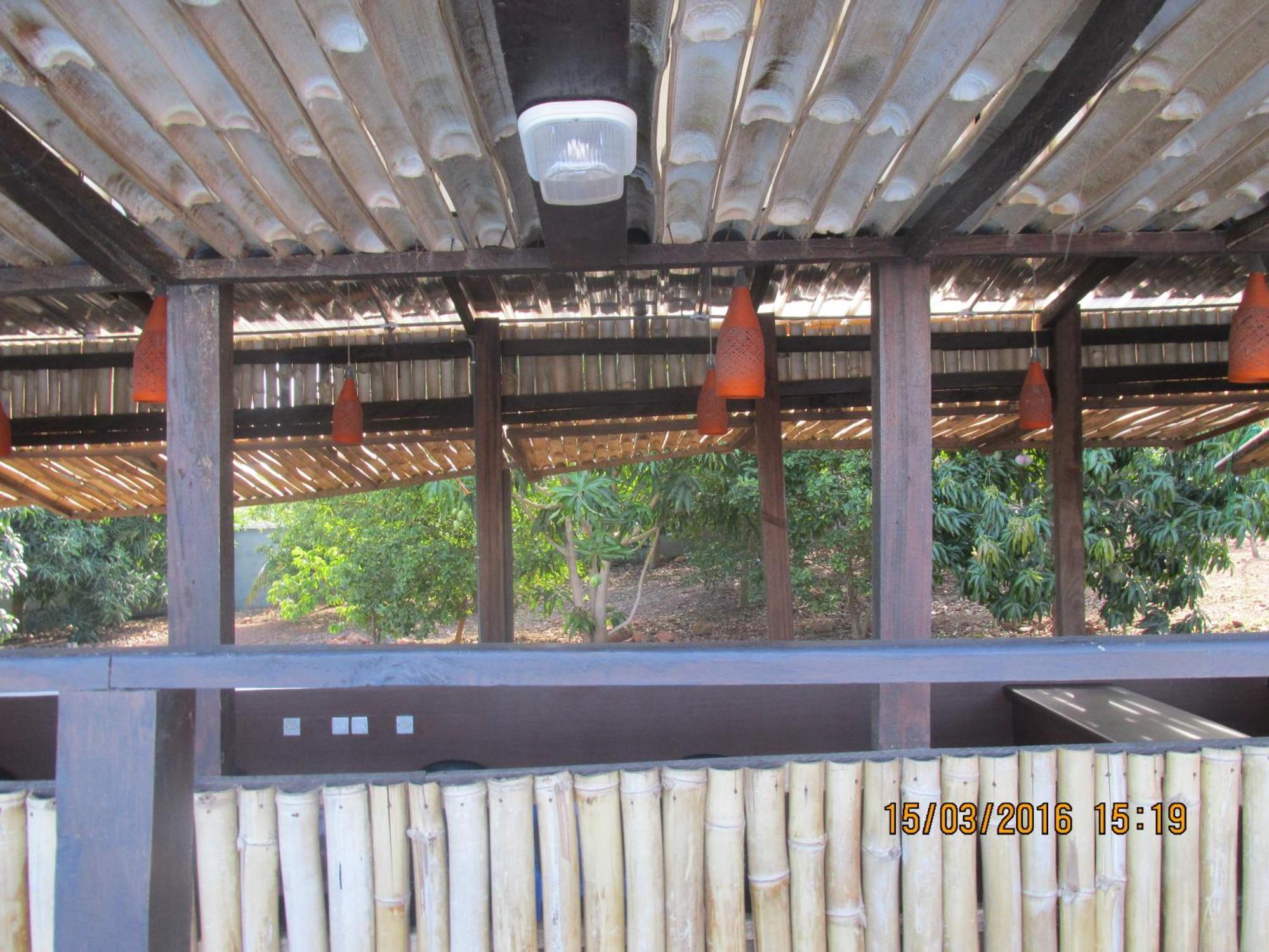 Jamaica Inn Guest House Botianaw Bagian luar foto